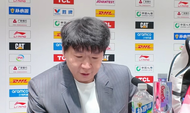 开云体育-胜福建发布会！邱彪亲承2主力带伤，谈外援选择，陶汉林表明态度