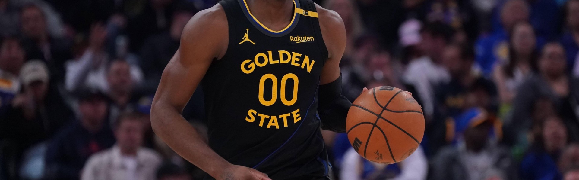 开云-一夜消息：库明加逼宫离队，莫兰特价值暴跌，白魔赛季报销