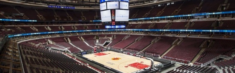 开云app-活久见系列！队记：公牛球场上出现冷凝水 今日比赛被迫推迟开球